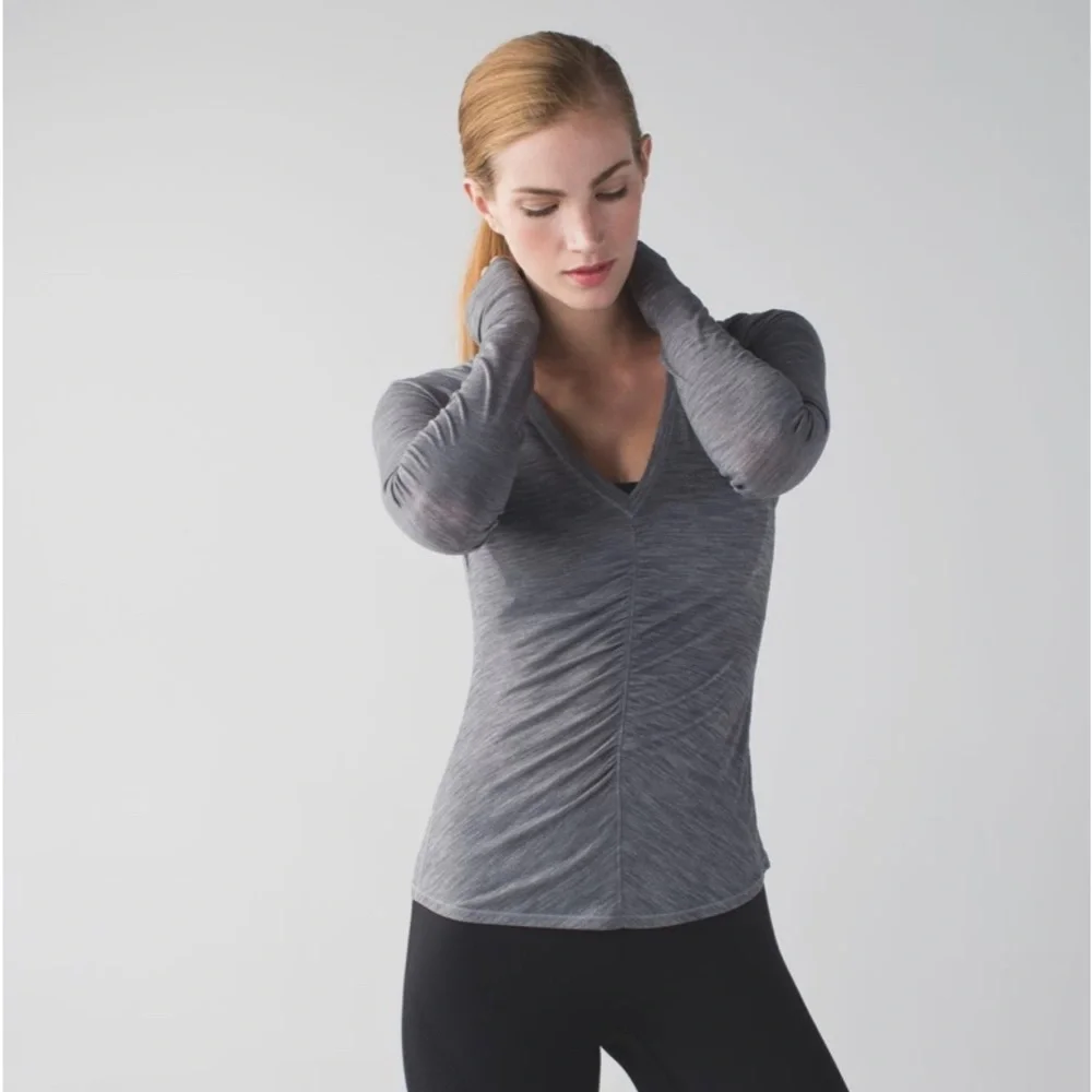 Lululemon Interval Long Sleeve
Heathered Slate - Picture 1 of 6